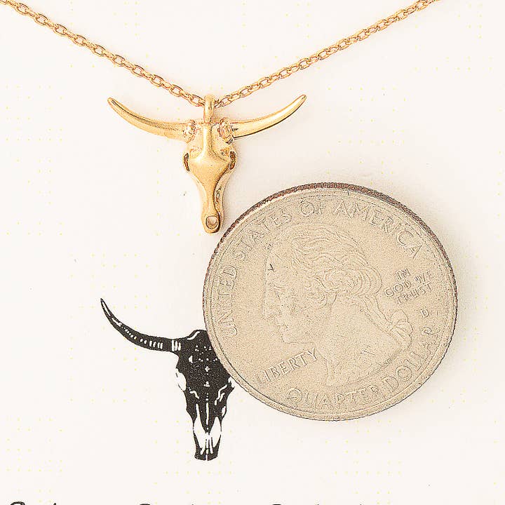 Fame Accessories - Wholesale Pendant/Charm Necklace - Long Horn Pendant Necklace1
