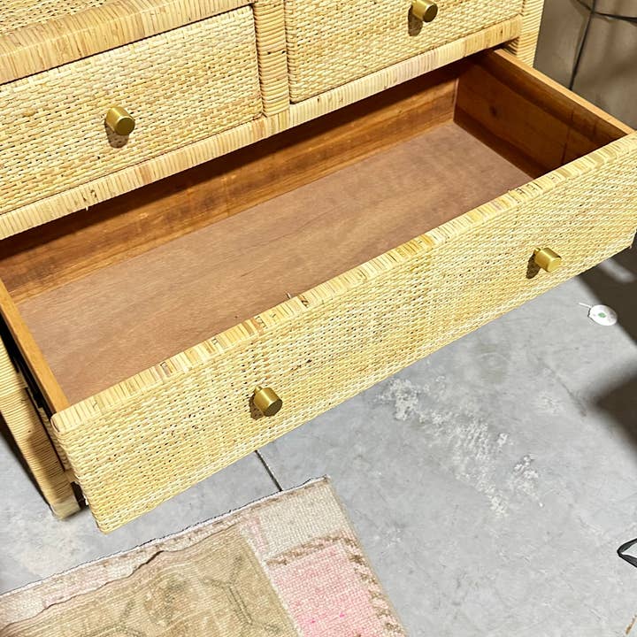 Auden & Avery - Wholesale Cabinet - Hayes 4 Drawer Mini Dresser3