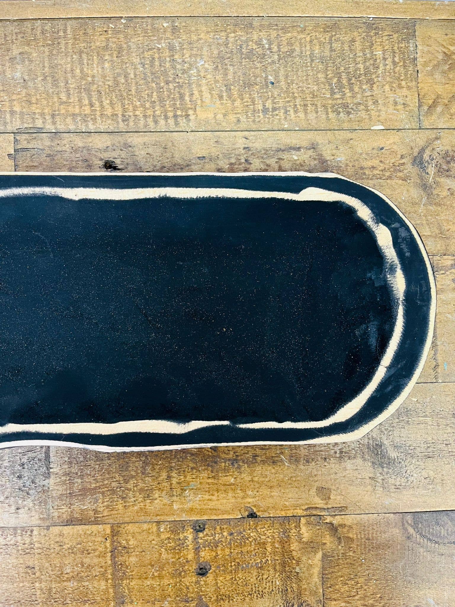 Rustic Farm - Venta al por mayor Candelabros - Plato pequeño para pan, negro, listo para velas, hecho a mano #A2