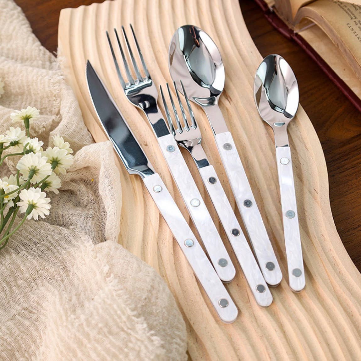 INSPECIAL HOME - Wholesale Flatware Set - Set of 10 Pcs Modern Nebula Pattern Cutlery Flatware Utensil6
