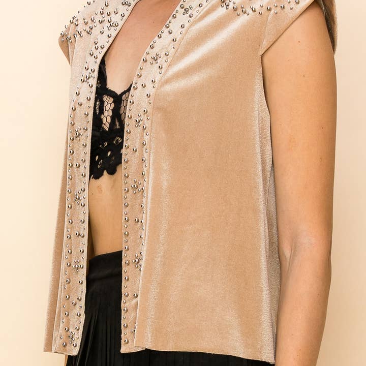 COLETE VELUDO POWER OMBRO PERNIL COM FRANJAS (DOURADO) por atacado de VOCAL