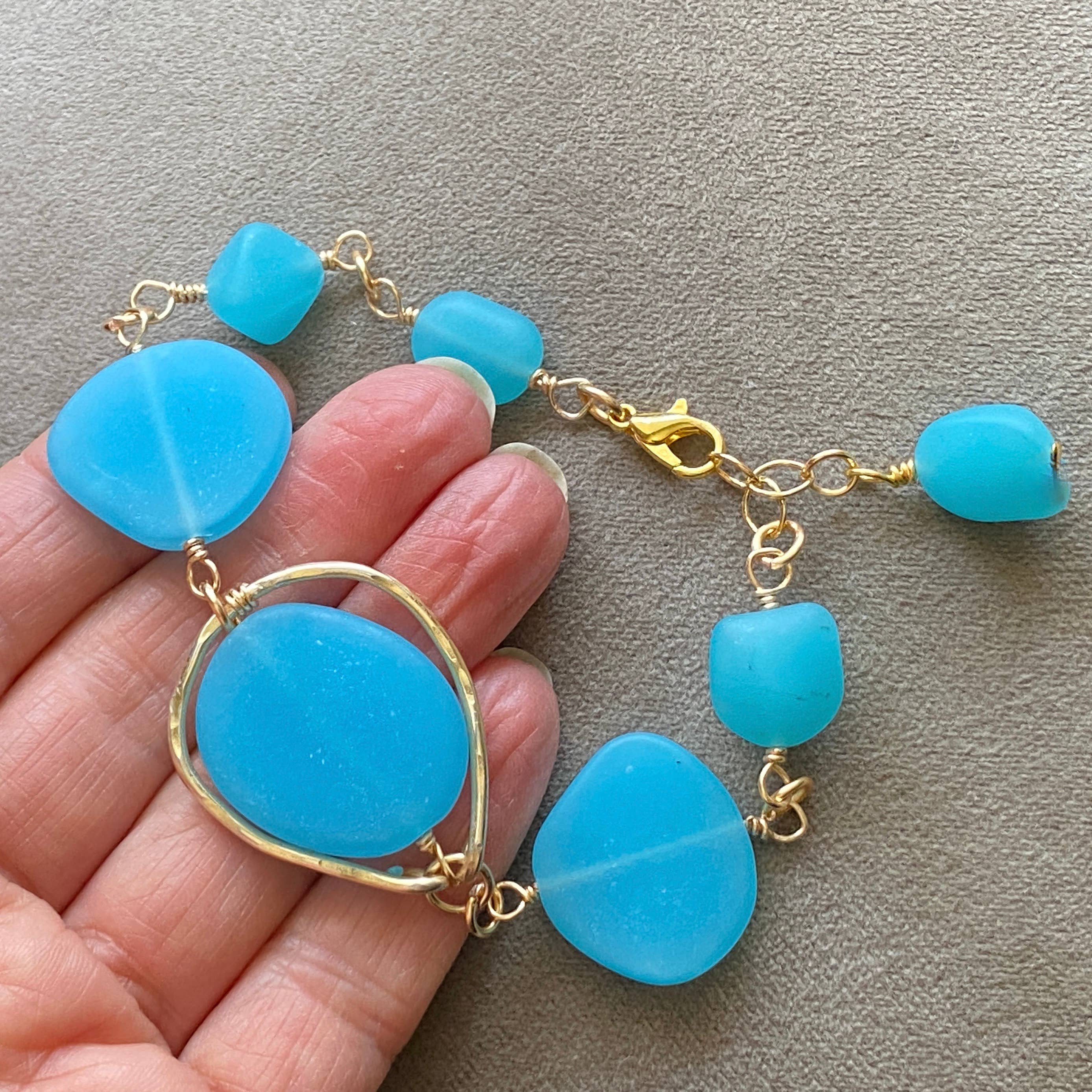 Marble Designs Jewelry - Vendita all'ingrosso Braccialetto con ciondolo/pendente - Bracciale con Cornice Martellata in Oro Vetro Satinato Blu Opaco9