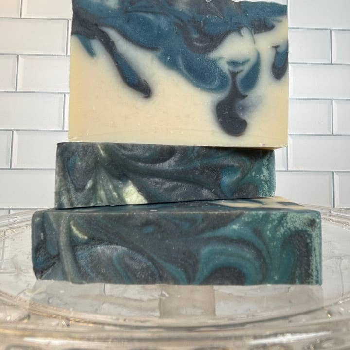 Holladaycandleco - Venta al por mayor Pastillas de jabón - Hombre - Jabón de proceso en frío para hombres de cedro ahumado y musgo helado