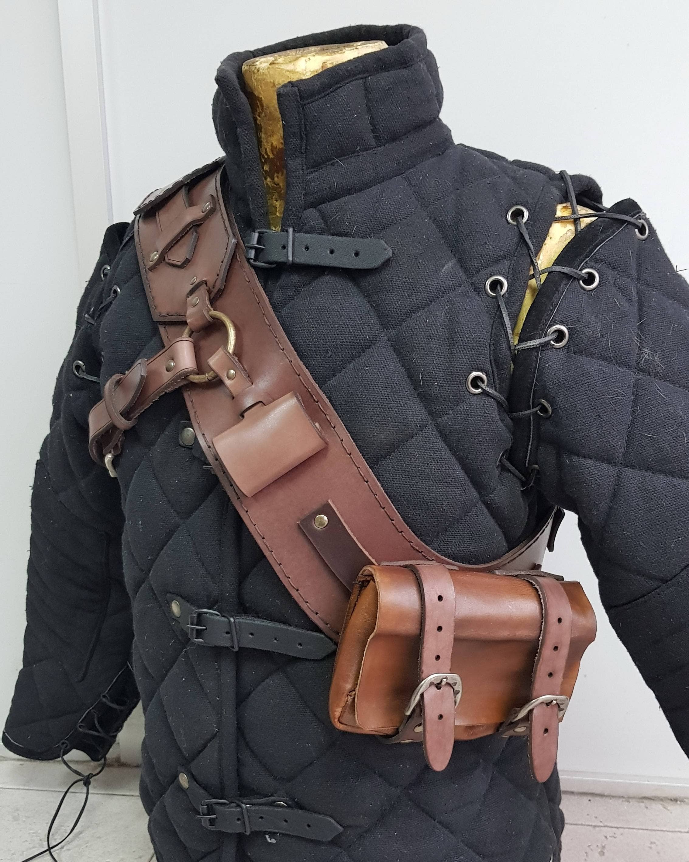 Outcast Props – wholesale Costume – Unisex – Witcher 3 Ursine Armour Baldric.2