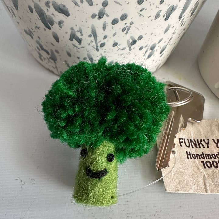 Funky Yak Ltd - Wholesale Keychain - Kids - Handmade Felt Veggie Keyrings: Broccoli, Pumpkin & More