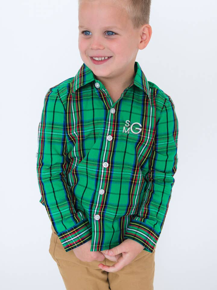 Camisa de manga larga a cuadros verde Nicholas para niños con botones. para venta al por mayor de RuffleButts + RuggedButts