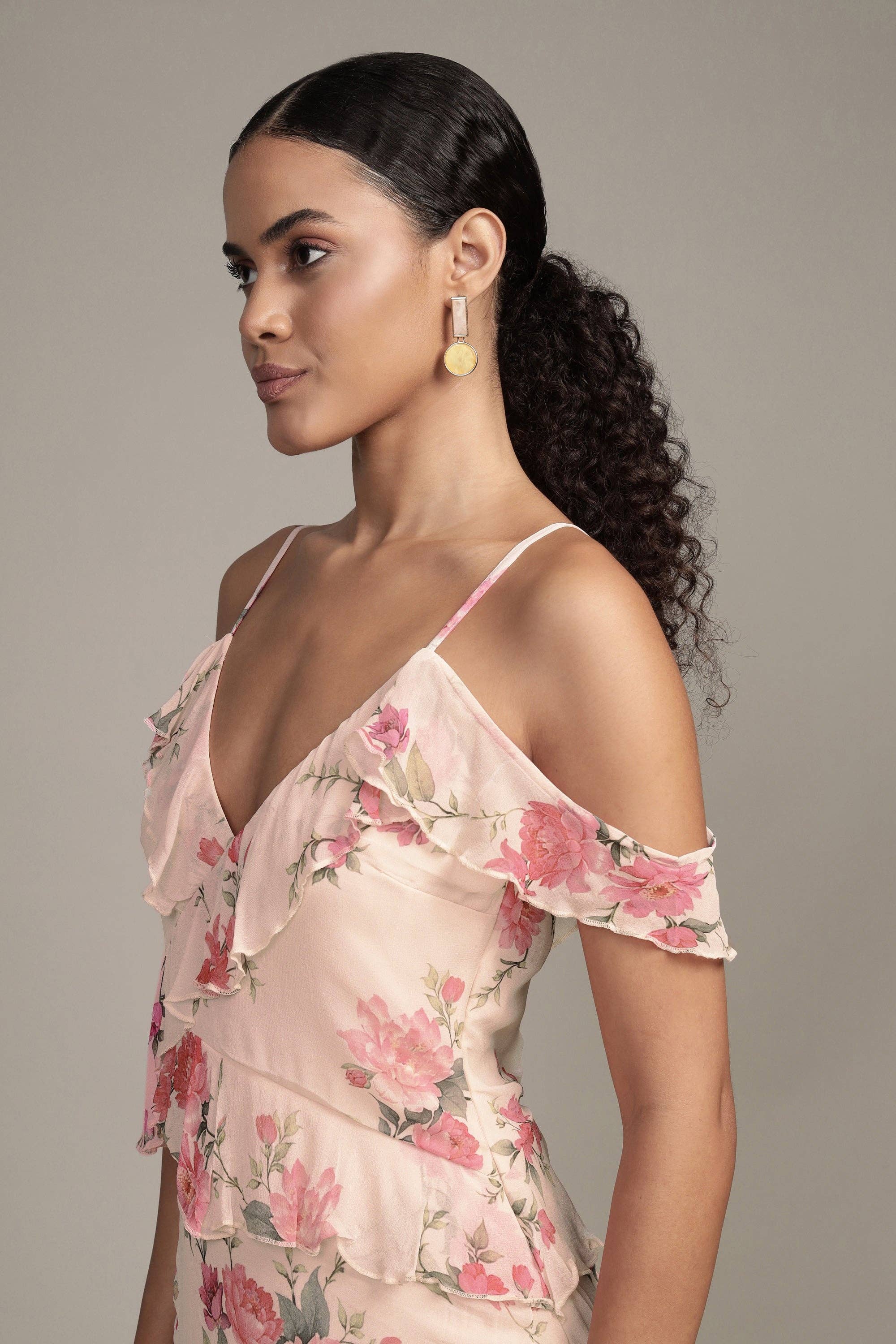 Leighton Maxi Dress in Floral Print for wholesale on Faire7