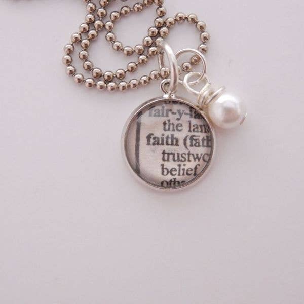 „Faith“ 1/2“ Anhänger Halskette für den Großhandel von KraftyKash Designs