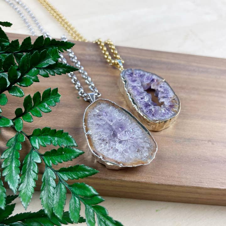 Ewelina Pas Jewelry - Wholesale Pendant/charm necklace - Amethyst Geode Slice Necklace2