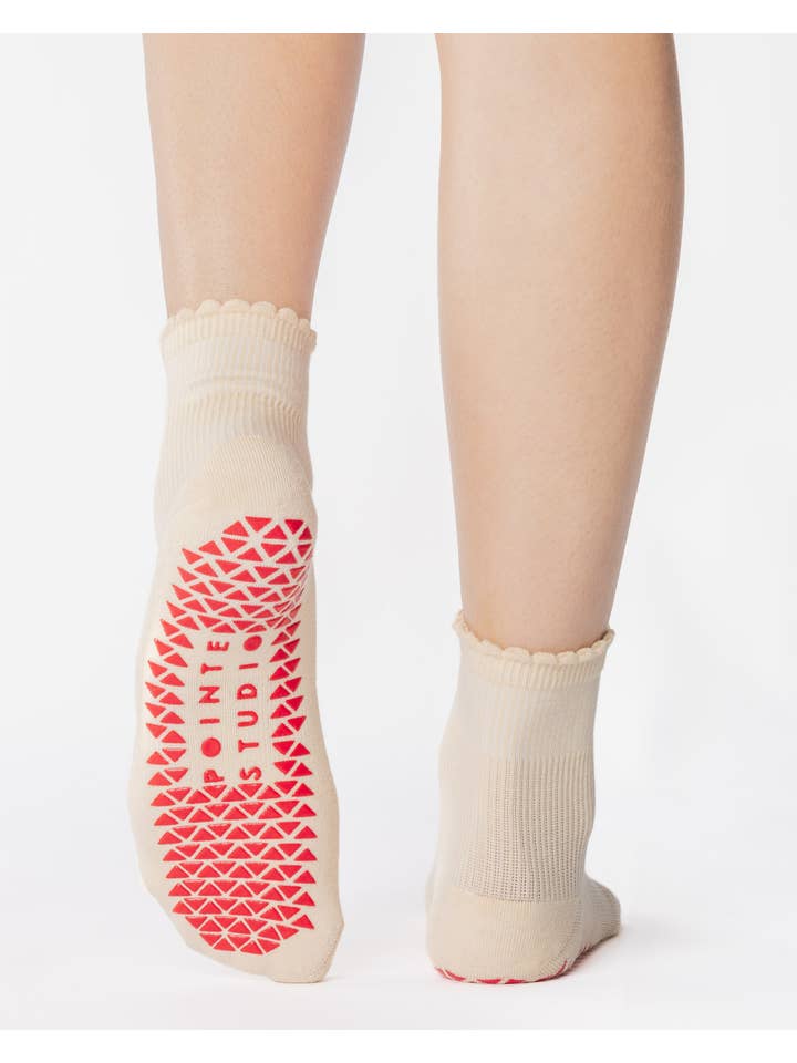 Pointe Studio - Wholesale Socks - Women's - Women's Love Ankle Grip Sock
