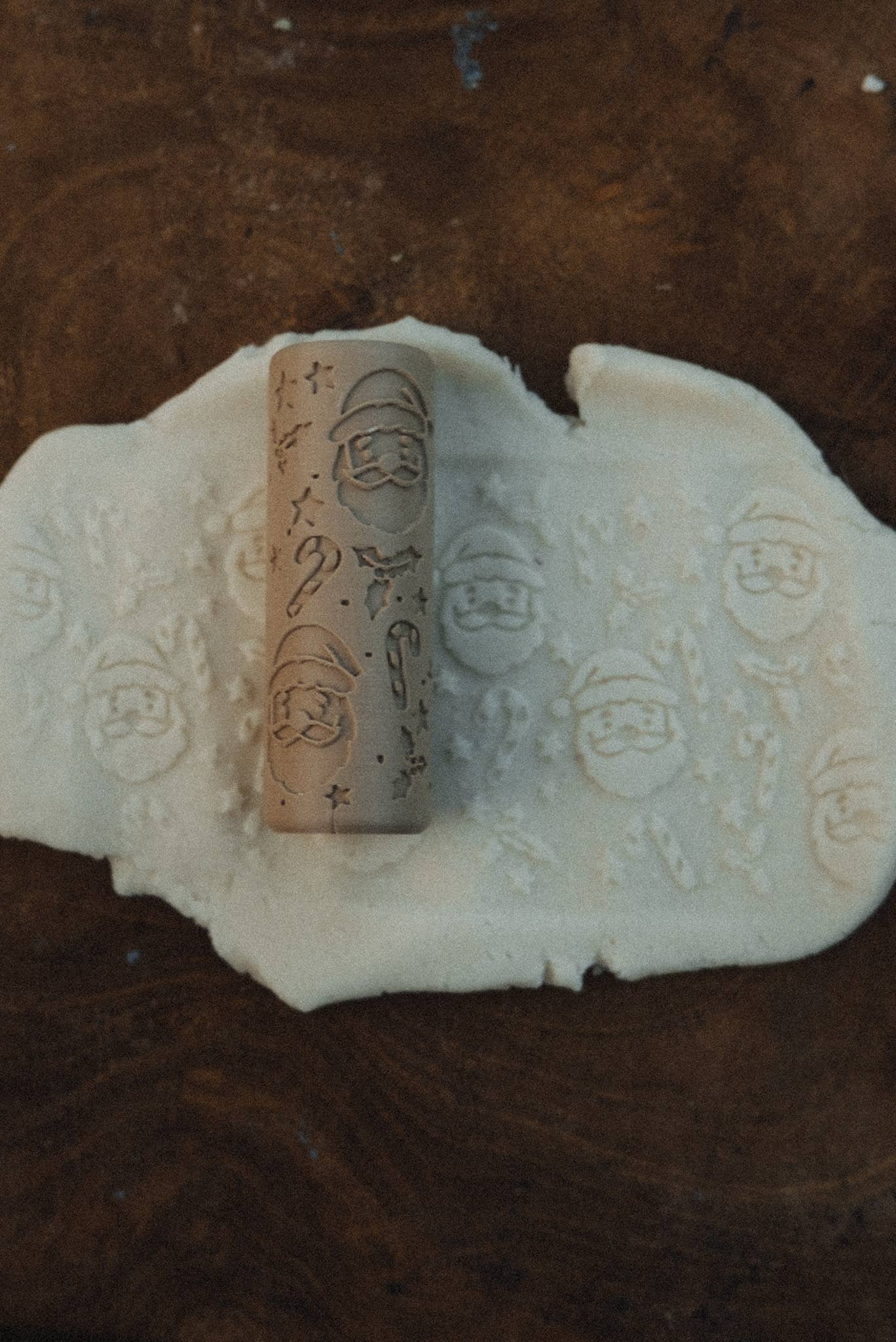 Kinfolk Pantry - Wholesale DIY craft kit – Child - Santa Christmas Roller - Pattern Playdough Roller1