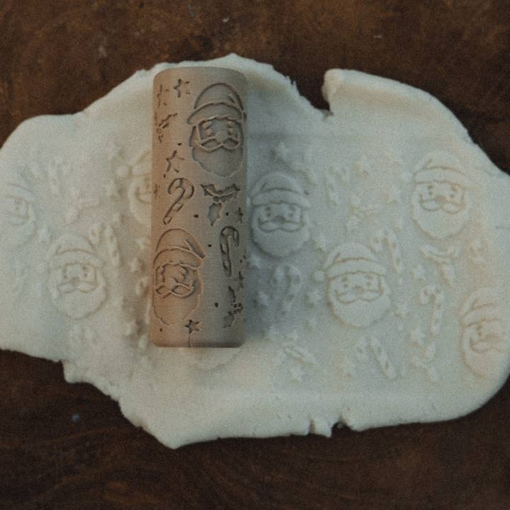 Kinfolk Pantry - Wholesale DIY Craft Kit - Kids - Santa Christmas Roller - Pattern Playdough Roller1