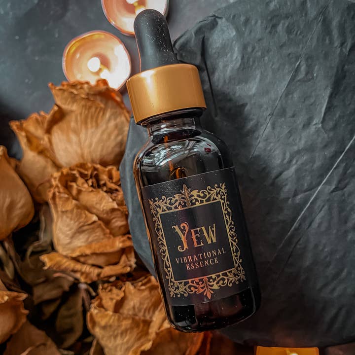 Essence de l'If | Élixir Rituel Sorcier pour la vente par Gate and Garden Herbals