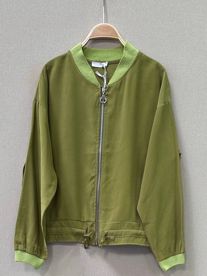 SWEET MAGIC MODA Y COMPLEMENTOS - Wholesale Bomber Jacket - Women's - SATIN BOOMBER