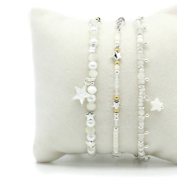 Orion Vit Pärla & Silverstjärna Armband Stapel för wholesale av Boho Betty