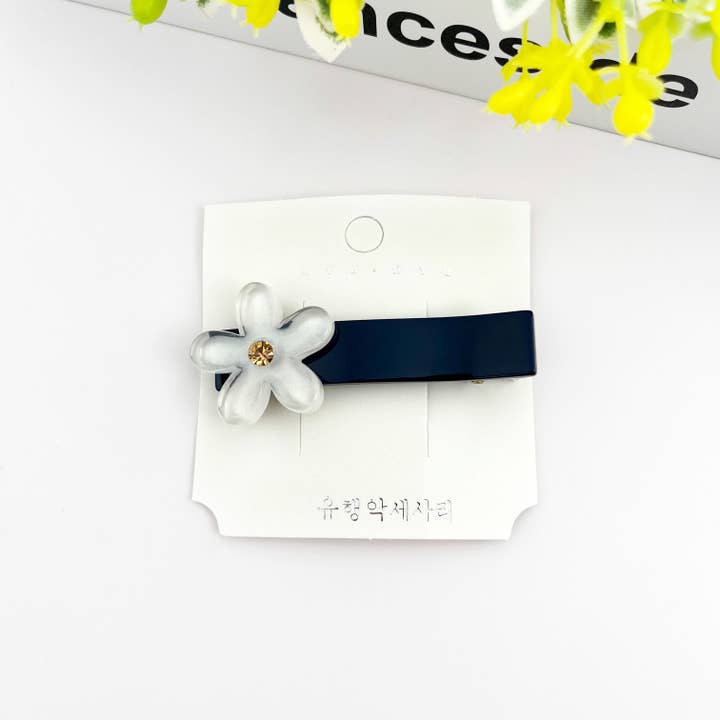 TheDivaSoap – wholesale Hårklämma - Dam – Klar acetat blomma hårklämma, Delikat blomstersidoklämma1