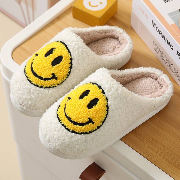 ACCITY - Wholesale Slippers - Women's - Cute Cartoon Smiling Face Fabric Slippers_CWSHS02541