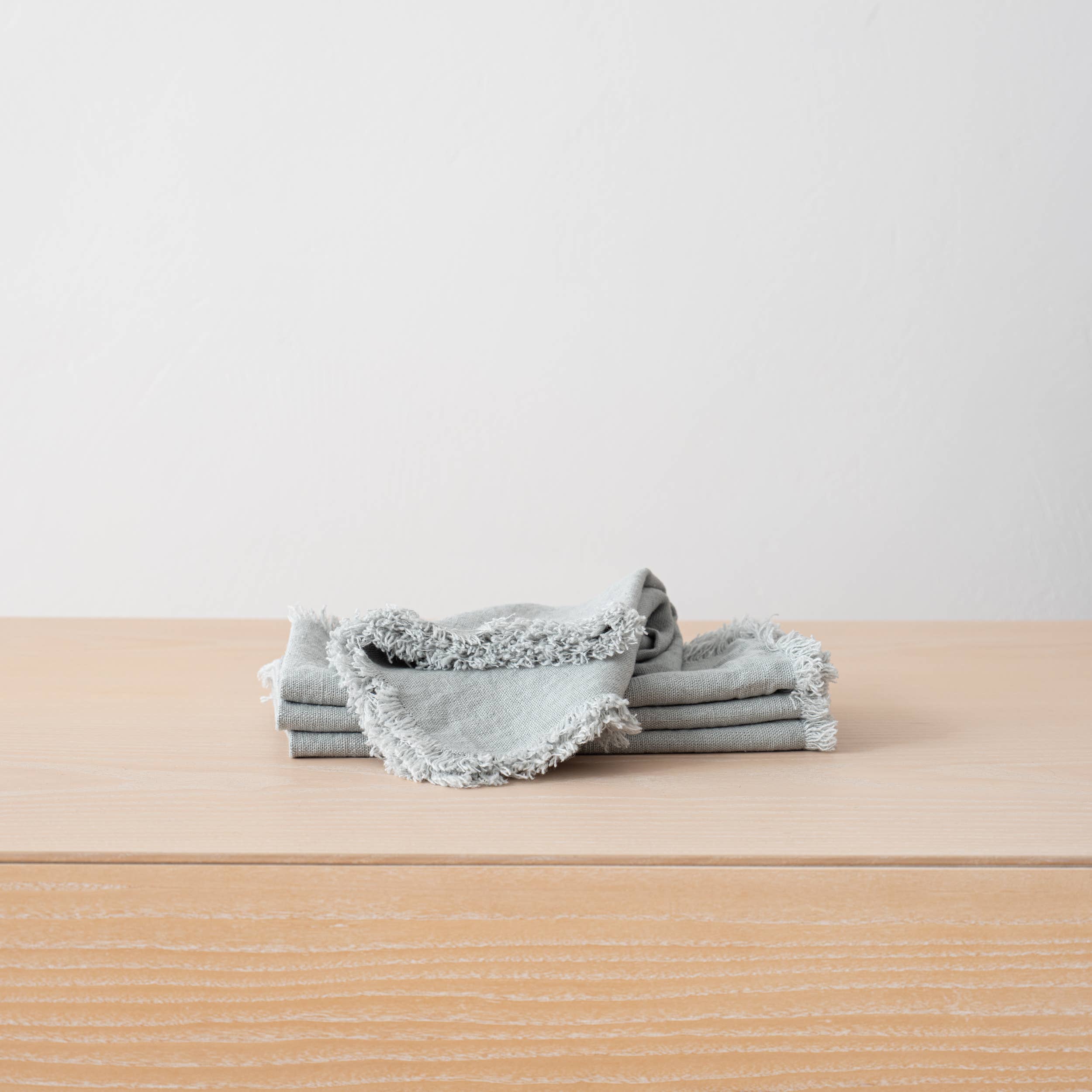 LinenMe - Wholesale Dinner & Cloth Napkin - Hand-Made Linen Napkin Terra Fringe Various 30 Colors17