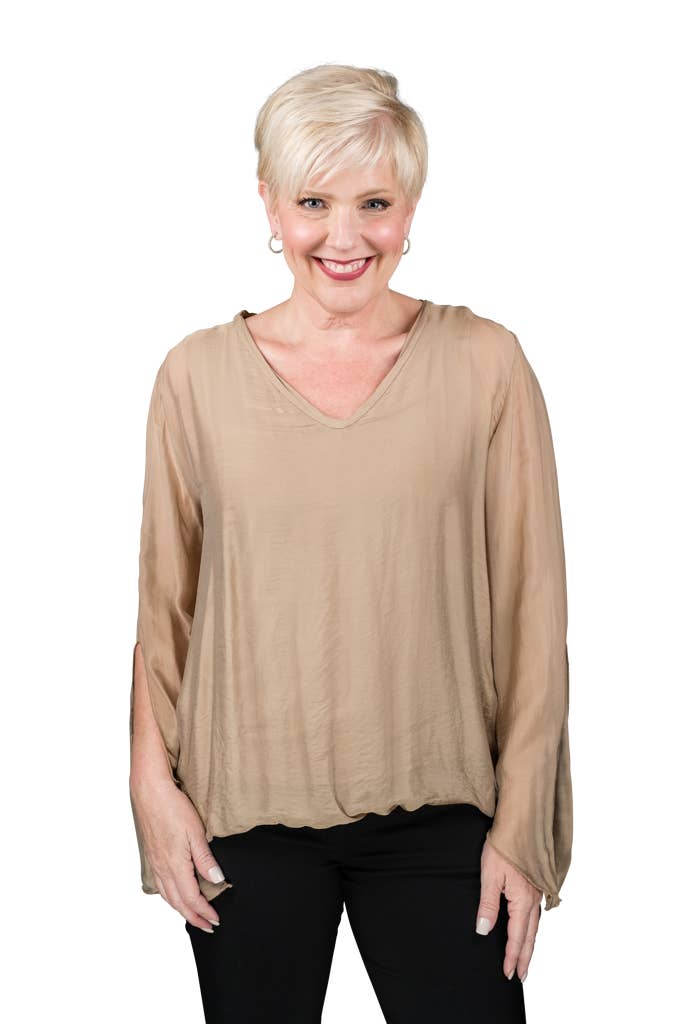 TINA Stephens Italy/Tees By Tina - Wholesale Blouse - Women's - Tiffany Silk Butterfly Bottom Open Wrist (BLS218)24