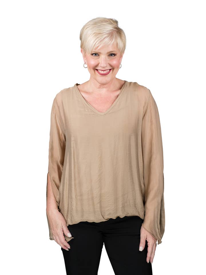 TINA Stephens Italy/Tees By Tina - Wholesale Blouse - Women's - Tiffany Silk Butterfly Bottom Open Wrist (BLS218)24