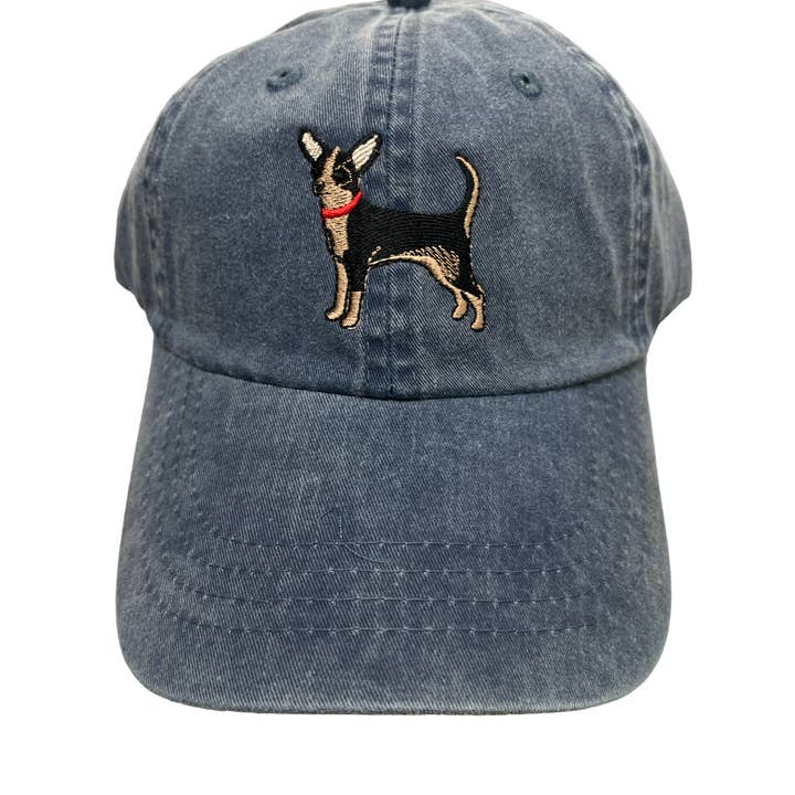 Casquette de baseball Chihuahua noire et beige, race de chien pour la vente par Tug Tees