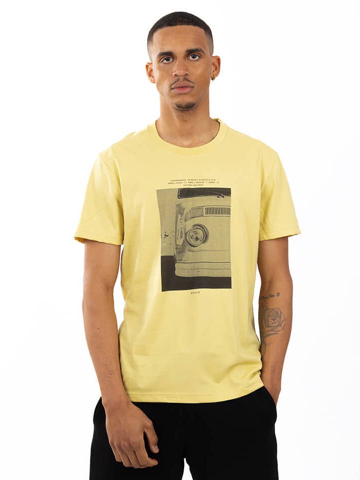 T-Shirt Van Yellow for wholesale by StockNow Unipessoal