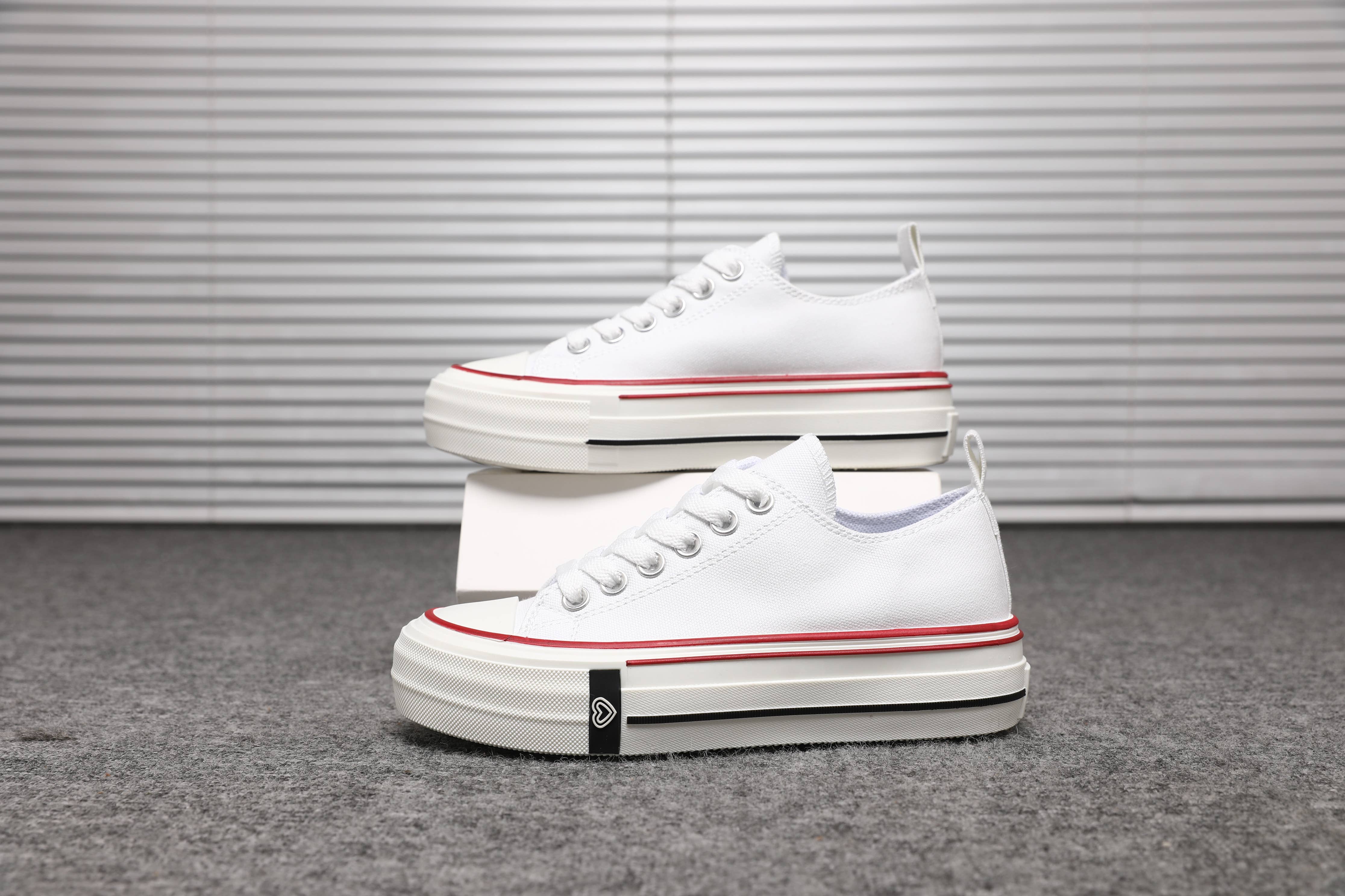 Top Staka - Wholesale Sneakers - Dames - Top Staka damessneakers van canvas met chunky plateauhak16