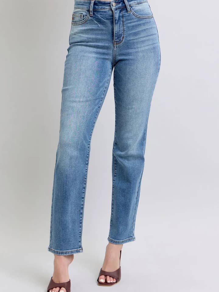 Judy Blue fuld størrelse vintage vask termiske lige jeans for engroshandel hos Garden Naked