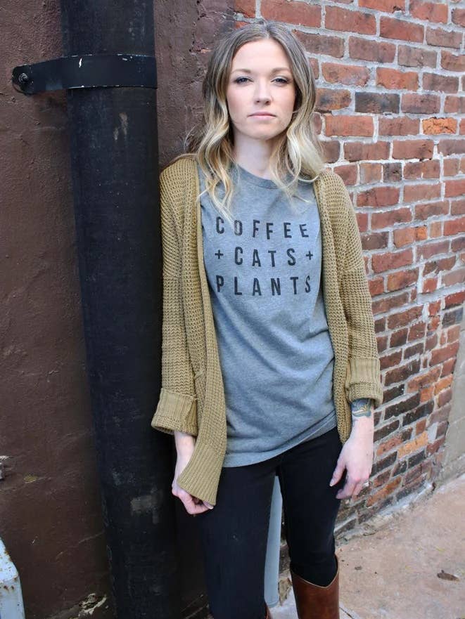 Chemise Plants Café Chats Gris pour la vente par Yonder Studios