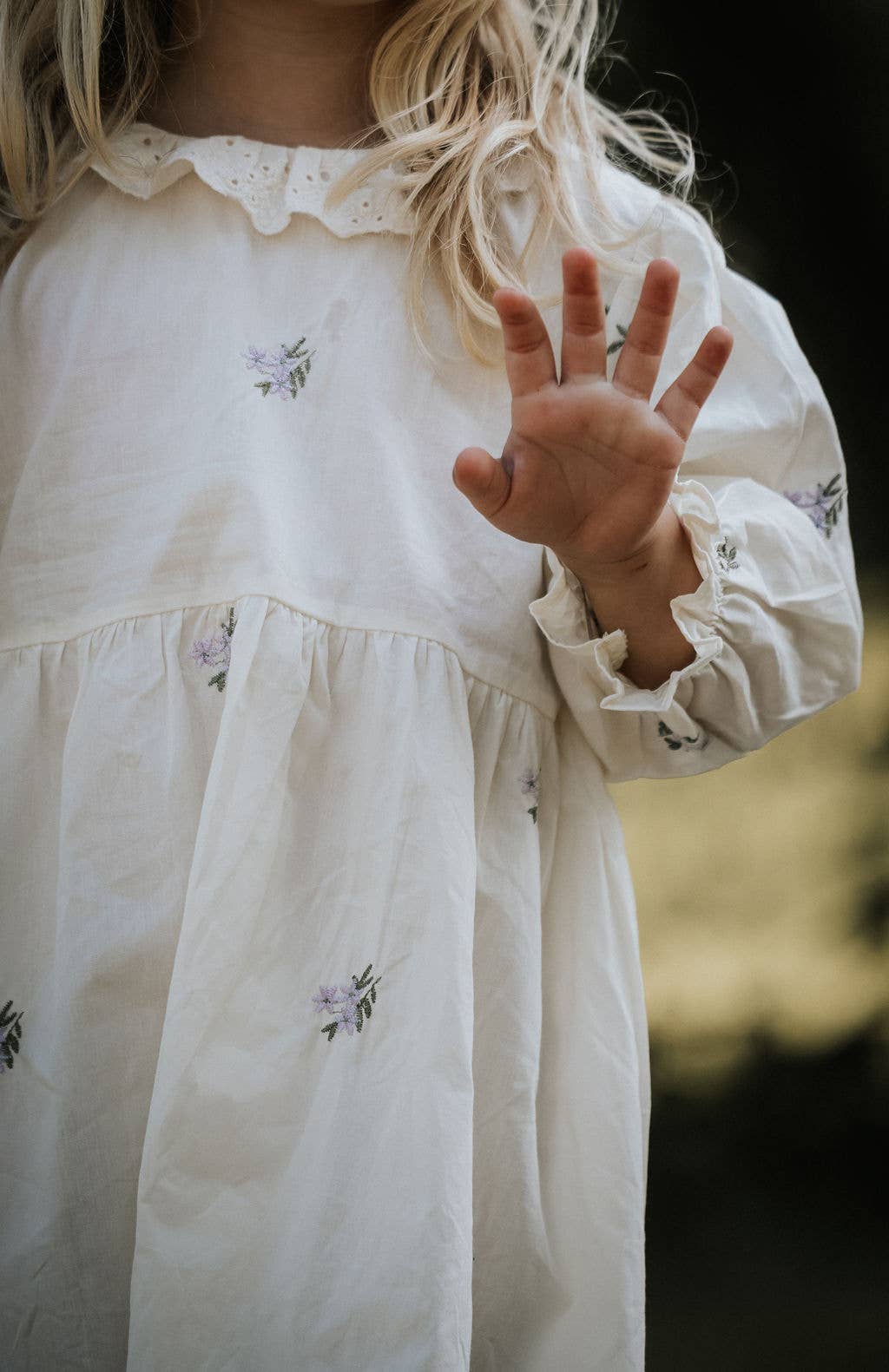 Annie & Charles – wholesale Dress – Baby – Annie&Charles® Baby Bloomer/dress with collar SPRING FLOWERS2