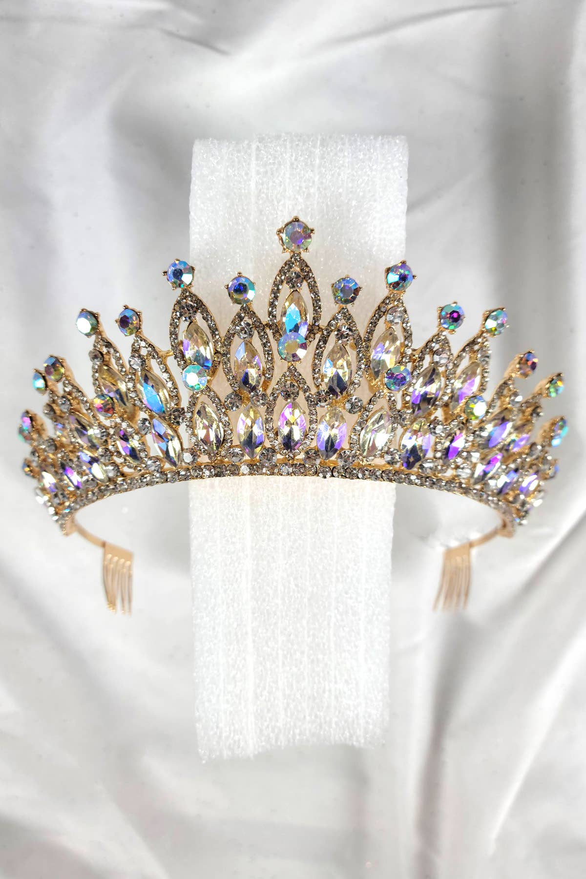 Chicas - Wholesale Tiara - Women's - Tiara with jewel rhinestones, one size fits all HT9740