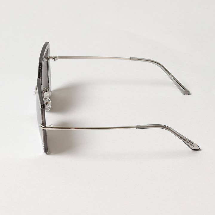 ASSORTED COLOR Women's Oversized Square Mirrored Sunglasses for wholesale on Faire7