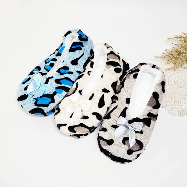 Assorted Color Leopard Fuzzy Indoor Slipper Shoes for wholesale on Faire