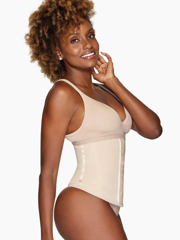 Curveez – Engroshandel Korset – til kvinder – Korsetbælte Kort Latex1