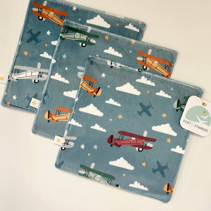 Port & Starbird - Wholesale Crinkle Tag Toy - Baby - Up, Up and Away Minky Crinkle Sensory Toy 2