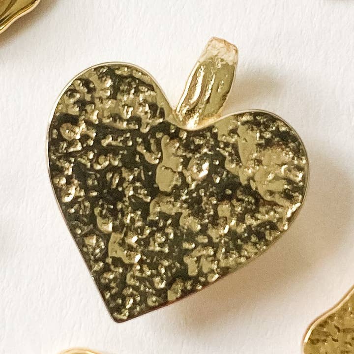 Heart of Gold Charm for wholesale by Elia Fulmen