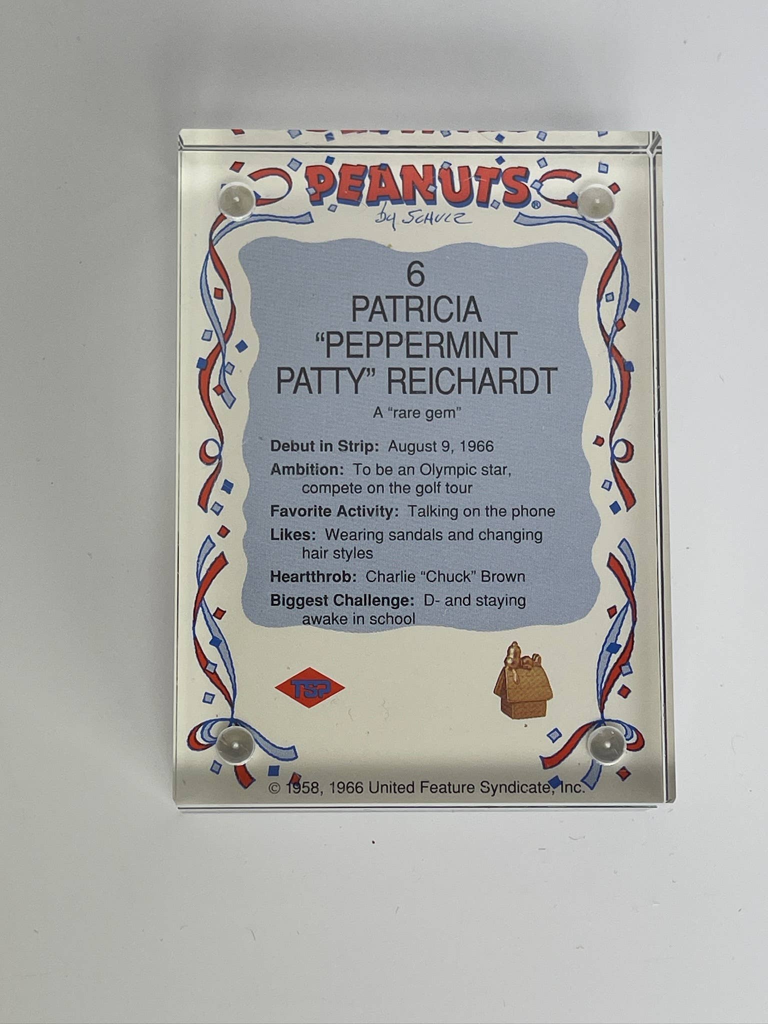 The Mustache Cat Made - Vente Affiche d'art - Cartes à échanger encadrées vintage Snoopy + Peanuts16