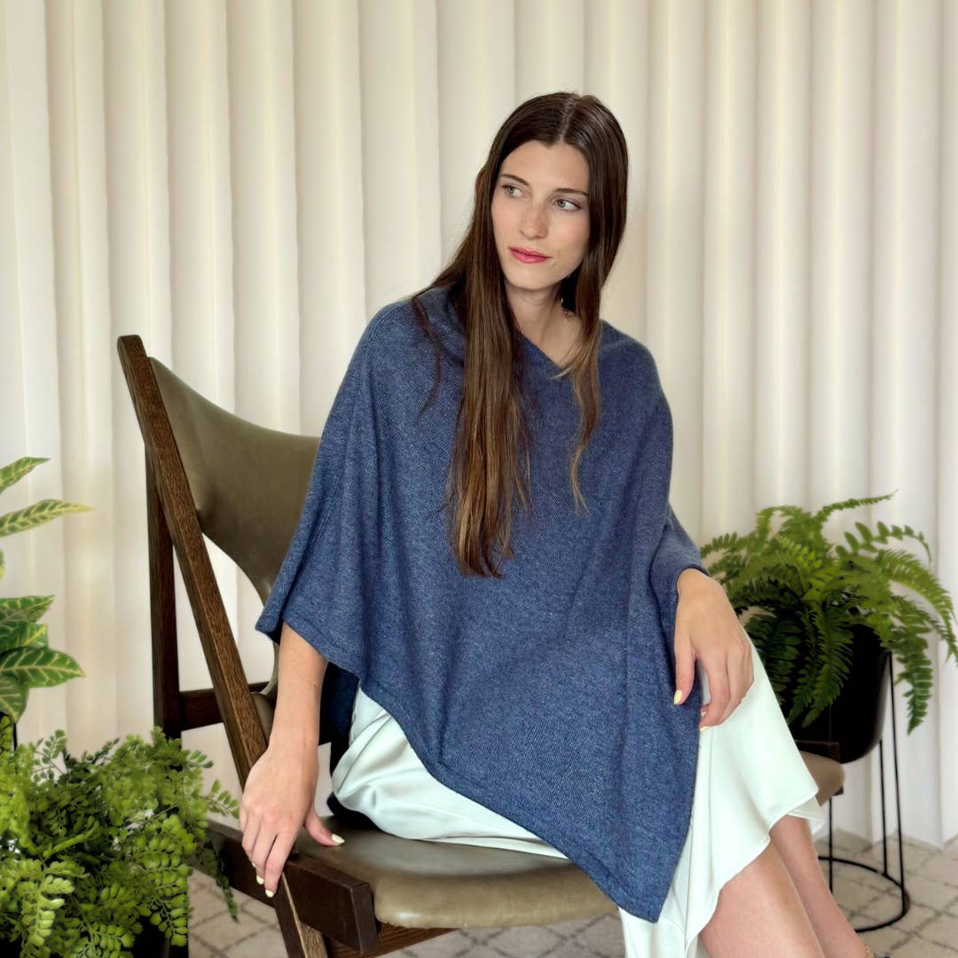 Humble Hilo - Wholesale Poncho - Women's - Humble Hilo Handloomed Cashmere Poncho, Classic22