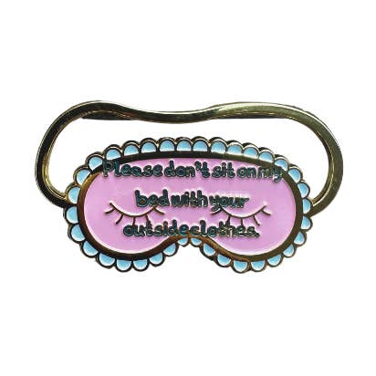 Spilla Don't Sit On My Bed per la vendita all'ingrosso da parte di CIK Apparel