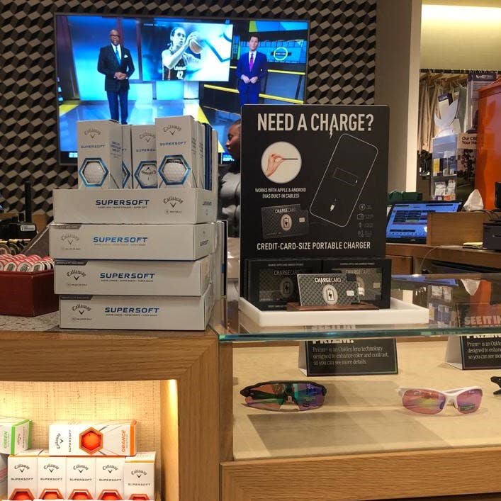 AquaVault Inc. – wholesale Bärbar laddare – ChargeCard® Ultra-Thin Kreditkortsstorlek Telefonladdare11