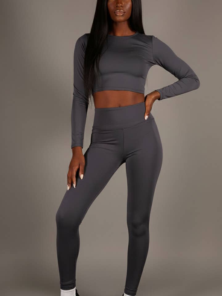 CAPELLA APPAREL - Vente Ensemble de sport – femme - Ensemble de sport comprenant un crop top à manches longues et un legging taille haute5