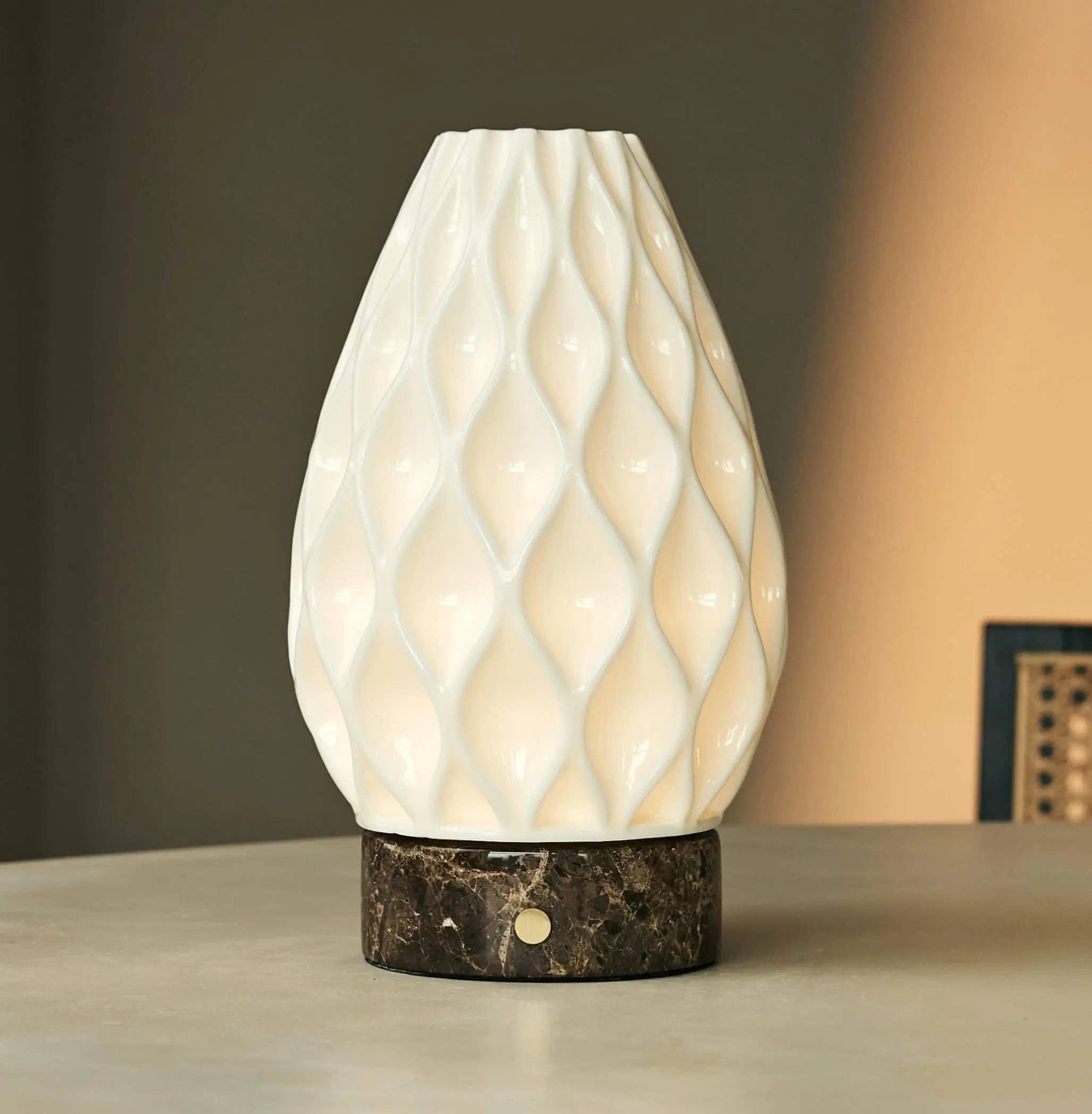 Tavellio - Wholesale Accent/Desk Lamp - Vela Dark Brown Marble Cordless Table Lamp | 3D-Printed Porcelain, Dimmable & Up to 100 Hours of Battery Life3