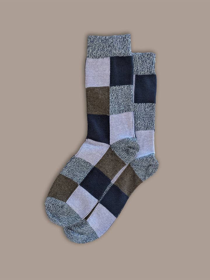 Chaussettes en coton biologique | Patchwork Blue pour la vente par ROVE Knitwear