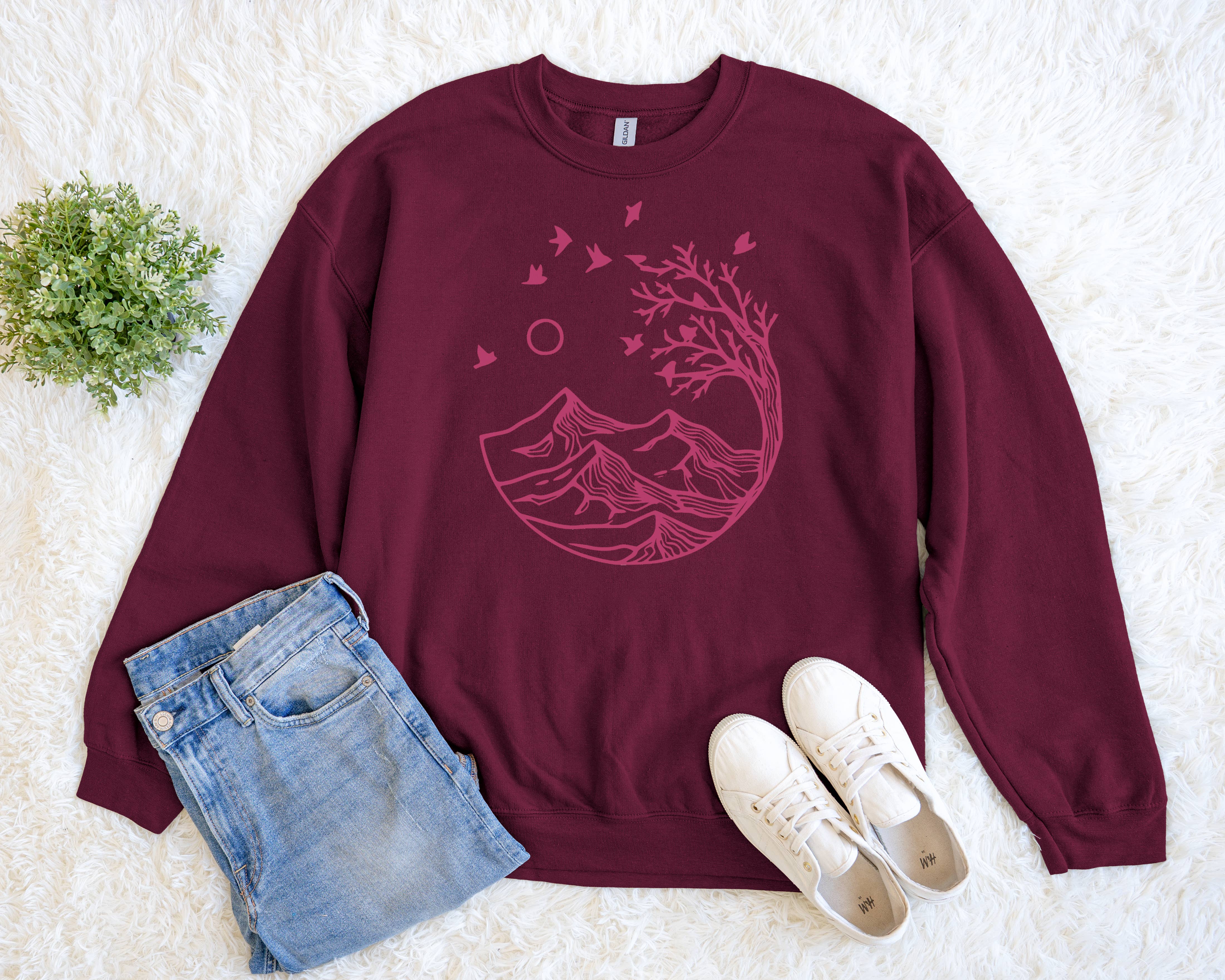 Gerdees - Wholesale Screen Printed T-Shirt - Women's - Blowing Mountain Circle, Outdoor mountains, Camping Crewneck0