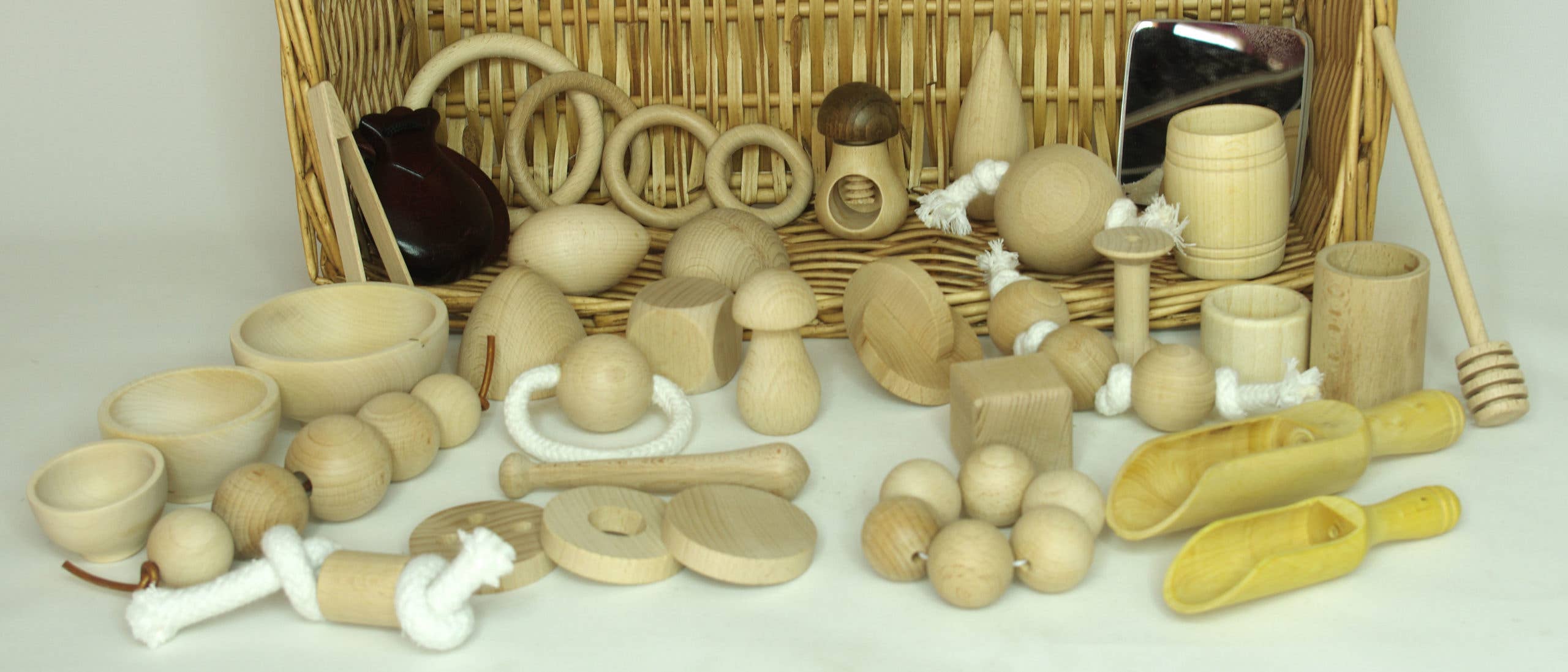 ENROSCA - Wholesale Wood Toy - Kids - BEECH EGG1
