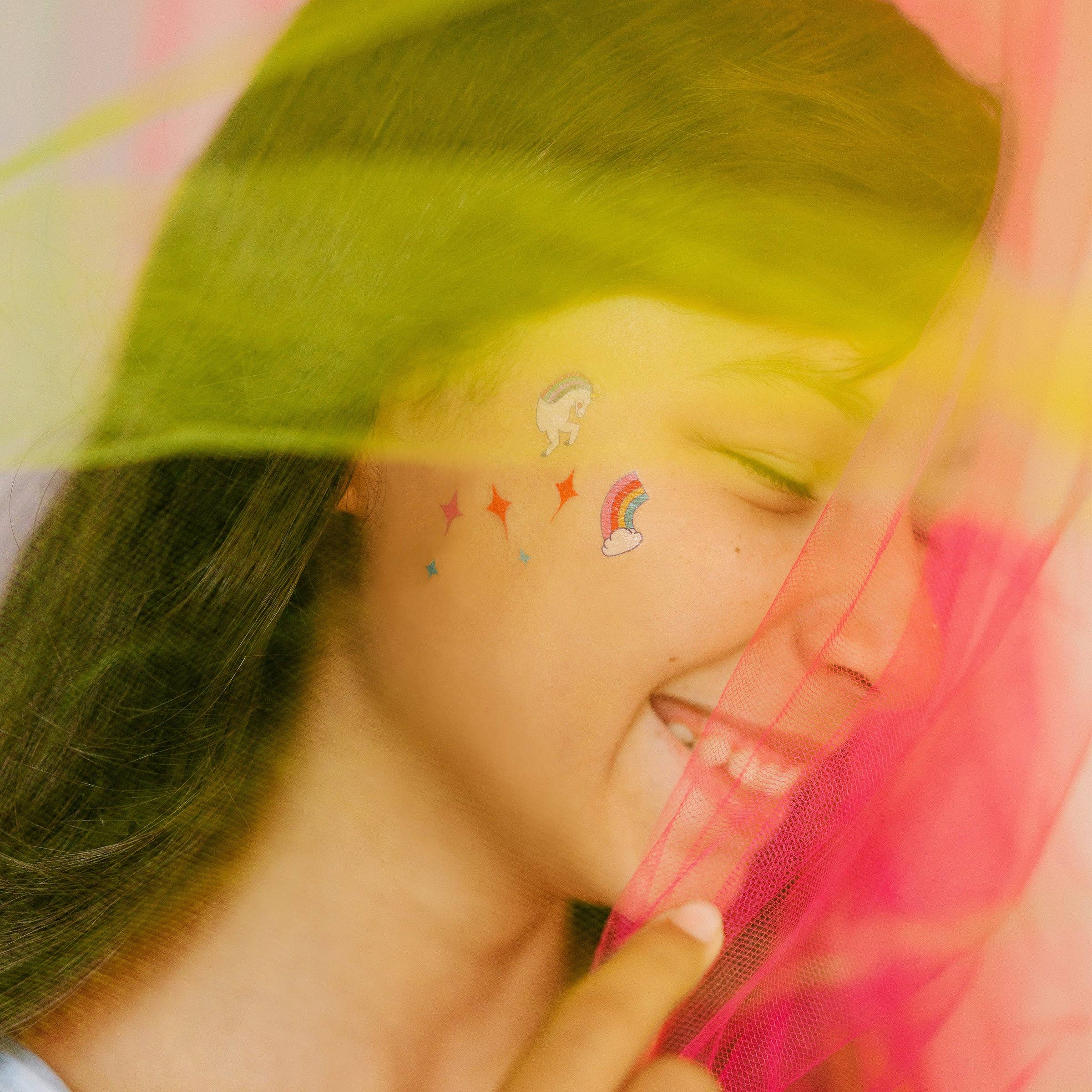 Tattly - Vente Tatouages temporaires - Feuilles de tatouage Rainbow Unicorns2
