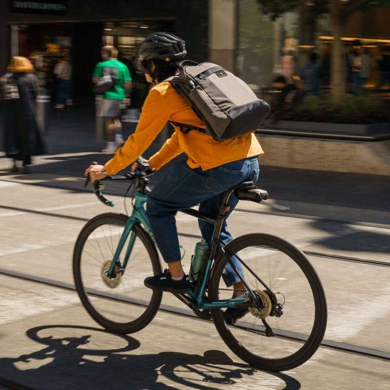 Langly Co. - Wholesale Backpack - Unisex - Everyday Studio Backpack3