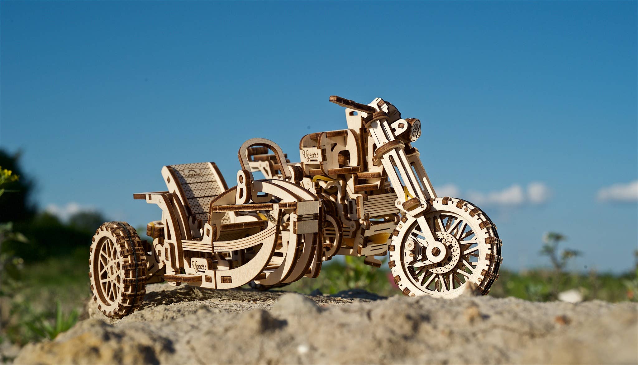 Ukidz LLC - Wholesale DIY Craft Kit - UGears Motorcycle Scrambler UGR-10 -Wooden 3D Puzzles - DIY7