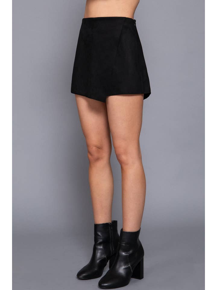 Active Basic | Active USA - Wholesale Shorts - Women's - Front Wrap Faux Suede Short Pants 26