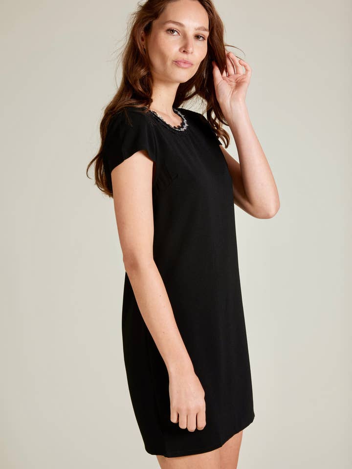 Andy & Lucy - Wholesale Dress - Women's - Royalist - V-back and lace short dress8